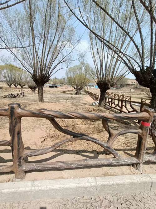 水泥假树护栏 水泥假树护栏